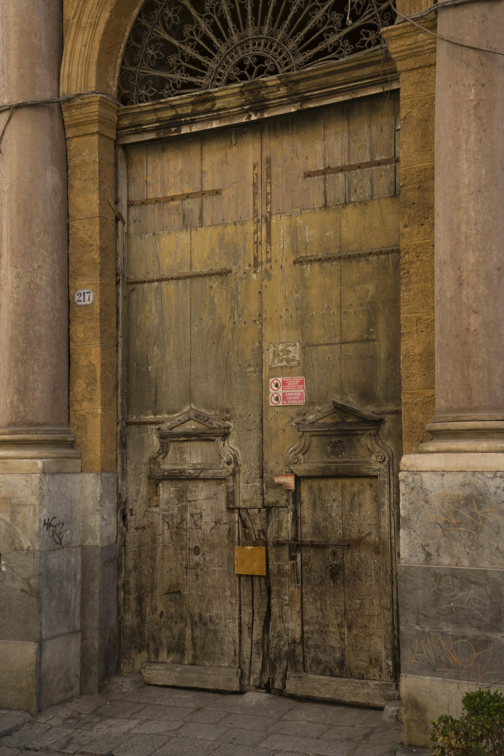 Palermo. Forme del suolo. Architettura della città. Giuseppe Ferrarella. Donata Sasso.